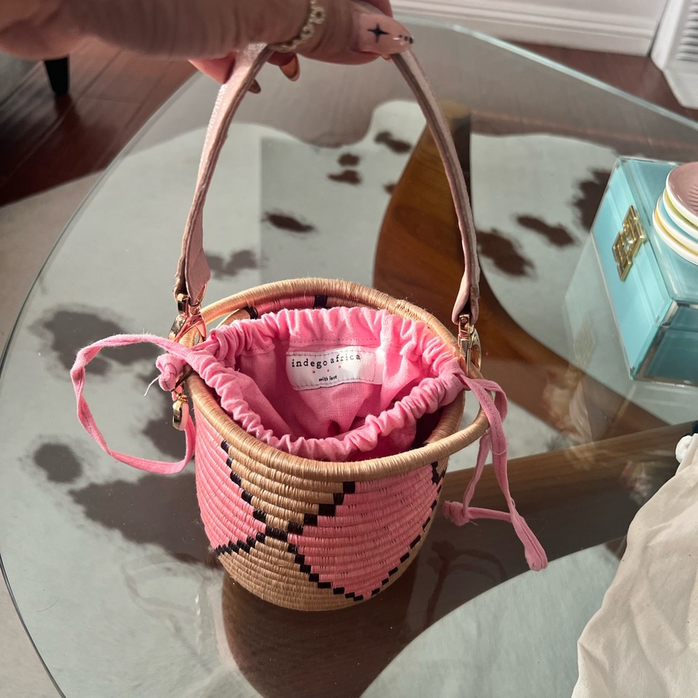 New- Indego Africa Pink and Tan Woven Bucket Bag